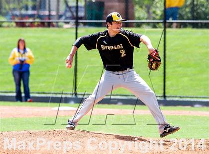 Thumbnail 2 in Caliche vs. Dove Creek (CHSAA 1A Final) photogallery.