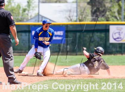 Thumbnail 3 in Caliche vs. Dove Creek (CHSAA 1A Final) photogallery.