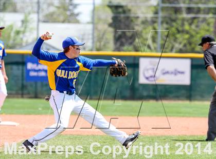 Thumbnail 3 in Caliche vs. Dove Creek (CHSAA 1A Final) photogallery.