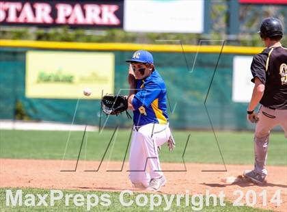 Thumbnail 3 in Caliche vs. Dove Creek (CHSAA 1A Final) photogallery.