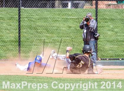 Thumbnail 2 in Caliche vs. Dove Creek (CHSAA 1A Final) photogallery.