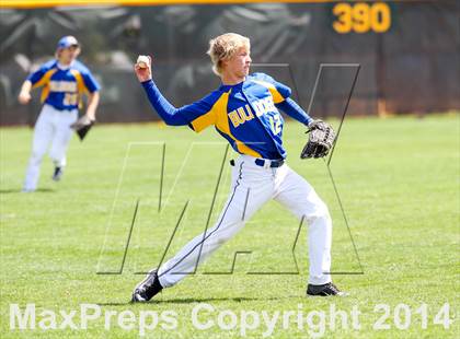 Thumbnail 2 in Caliche vs. Dove Creek (CHSAA 1A Final) photogallery.