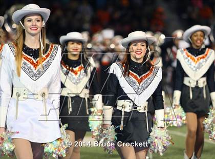 Thumbnail 2 in Gladewater vs. Gilmer (UIL 4A Regional Playoff) photogallery.