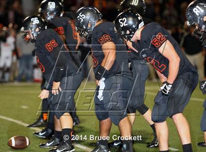 Thumbnail 2 in Gladewater vs. Gilmer (UIL 4A Regional Playoff) photogallery.
