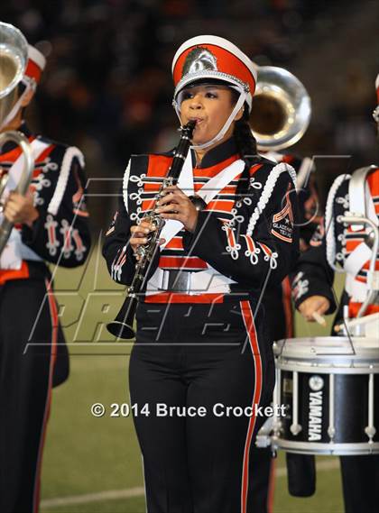Thumbnail 1 in Gladewater vs. Gilmer (UIL 4A Regional Playoff) photogallery.