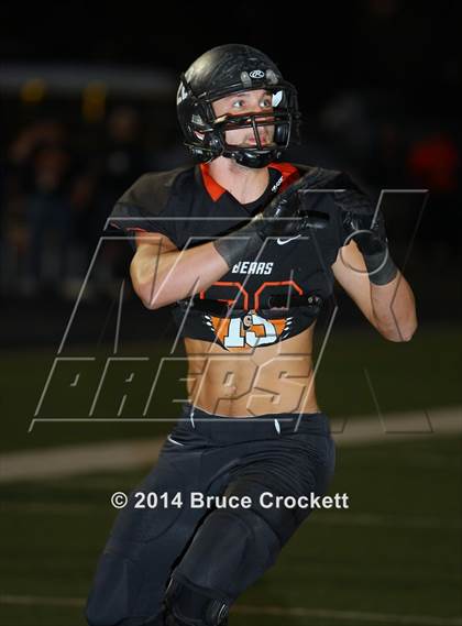 Thumbnail 3 in Gladewater vs. Gilmer (UIL 4A Regional Playoff) photogallery.