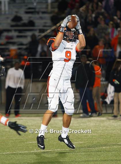 Thumbnail 1 in Gladewater vs. Gilmer (UIL 4A Regional Playoff) photogallery.