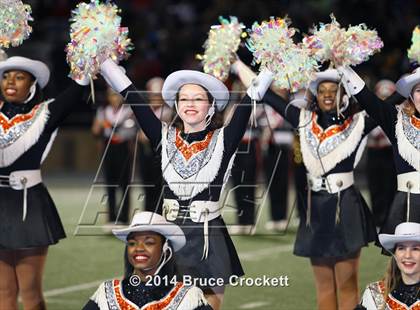 Thumbnail 3 in Gladewater vs. Gilmer (UIL 4A Regional Playoff) photogallery.