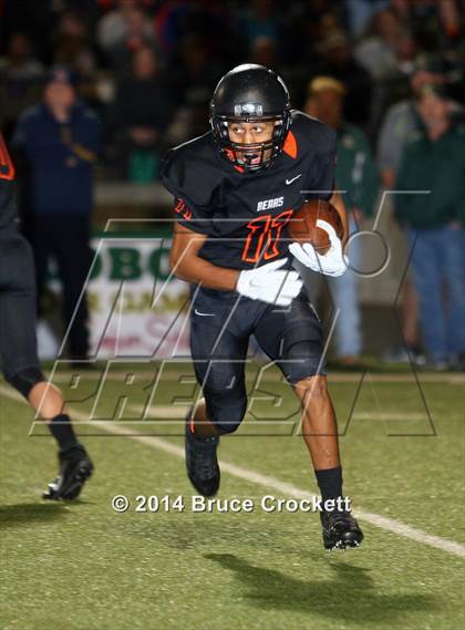 Thumbnail 1 in Gladewater vs. Gilmer (UIL 4A Regional Playoff) photogallery.