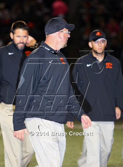 Thumbnail 2 in Gladewater vs. Gilmer (UIL 4A Regional Playoff) photogallery.