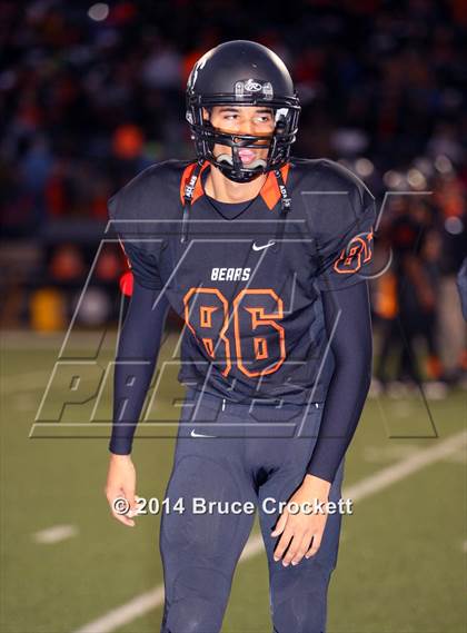 Thumbnail 3 in Gladewater vs. Gilmer (UIL 4A Regional Playoff) photogallery.