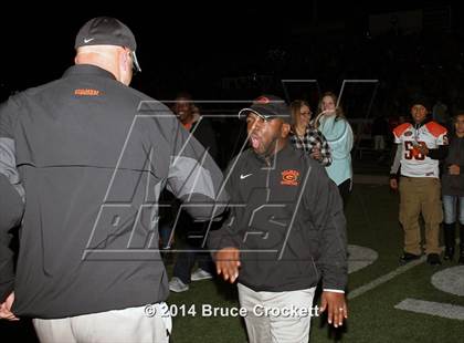 Thumbnail 1 in Gladewater vs. Gilmer (UIL 4A Regional Playoff) photogallery.