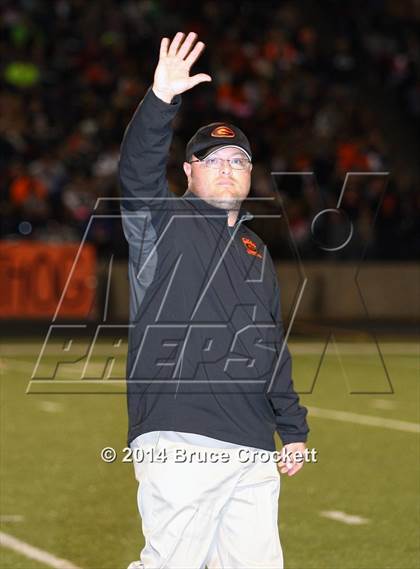 Thumbnail 2 in Gladewater vs. Gilmer (UIL 4A Regional Playoff) photogallery.