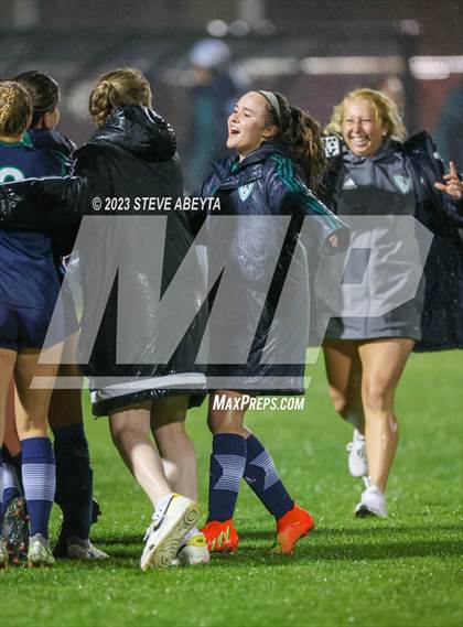 Thumbnail 2 in ThunderRidge vs. Fairview (CHSAA 5A Semi-Final) photogallery.