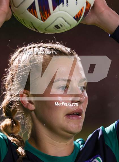Thumbnail 3 in ThunderRidge vs. Fairview (CHSAA 5A Semi-Final) photogallery.