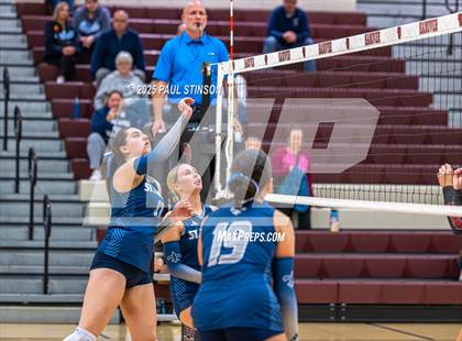 Thumbnail 2 in Hanover vs. St. Thomas Aquinas photogallery.