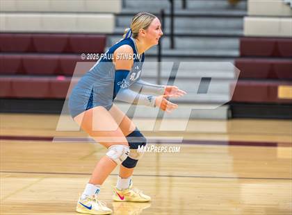 Thumbnail 2 in Hanover vs. St. Thomas Aquinas photogallery.