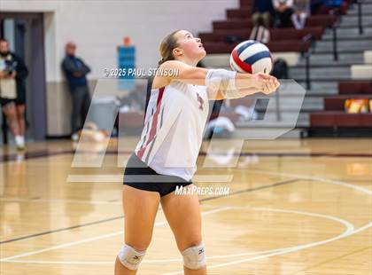 Thumbnail 1 in Hanover vs. St. Thomas Aquinas photogallery.