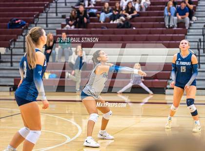 Thumbnail 2 in Hanover vs. St. Thomas Aquinas photogallery.