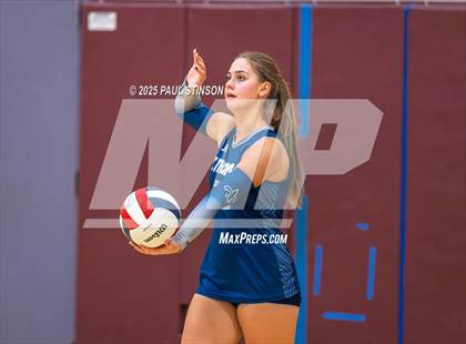 Thumbnail 2 in Hanover vs. St. Thomas Aquinas photogallery.