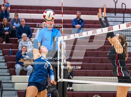 Thumbnail 2 in Hanover vs. St. Thomas Aquinas photogallery.