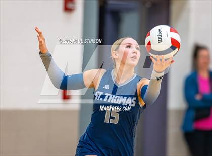 Thumbnail 2 in Hanover vs. St. Thomas Aquinas photogallery.