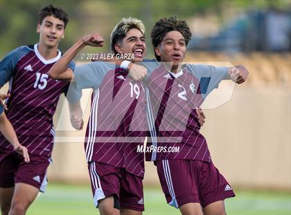 Thumbnail 3 in Palestine vs Lumberton (UIL 4A Soccer Semifinal) photogallery.