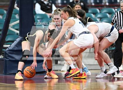 Thumbnail 2 in Rock Canyon vs. Valor Christian (CHSAA 6A Great 8) photogallery.