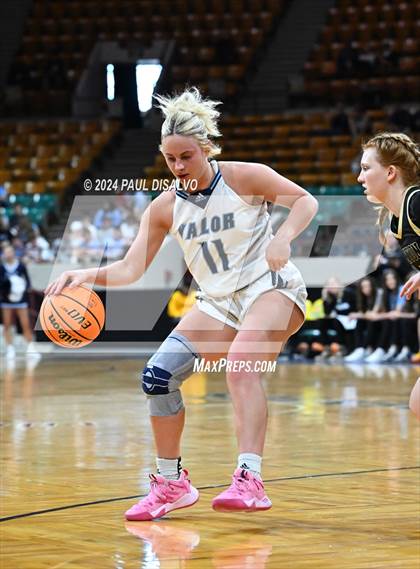 Thumbnail 1 in Rock Canyon vs. Valor Christian (CHSAA 6A Great 8) photogallery.