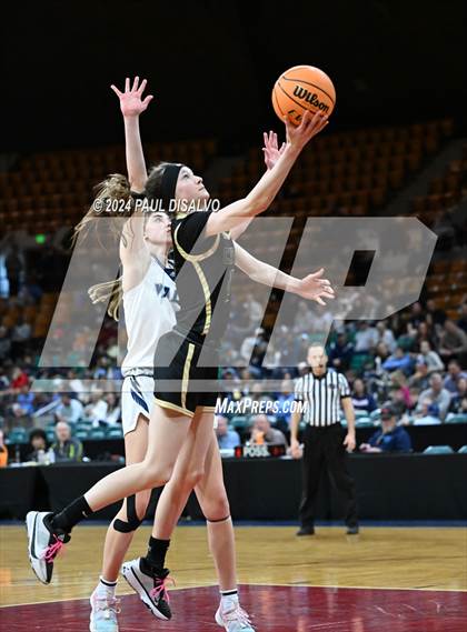 Thumbnail 3 in Rock Canyon vs. Valor Christian (CHSAA 6A Great 8) photogallery.
