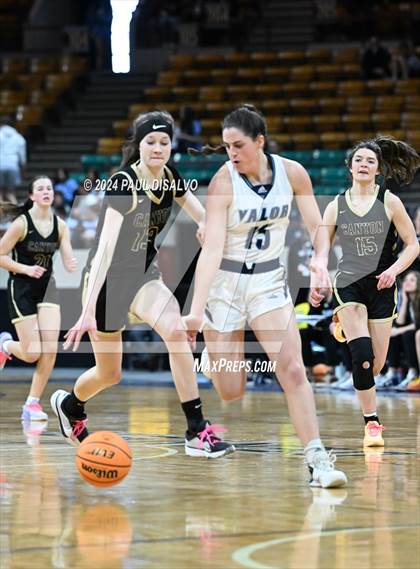 Thumbnail 2 in Rock Canyon vs. Valor Christian (CHSAA 6A Great 8) photogallery.