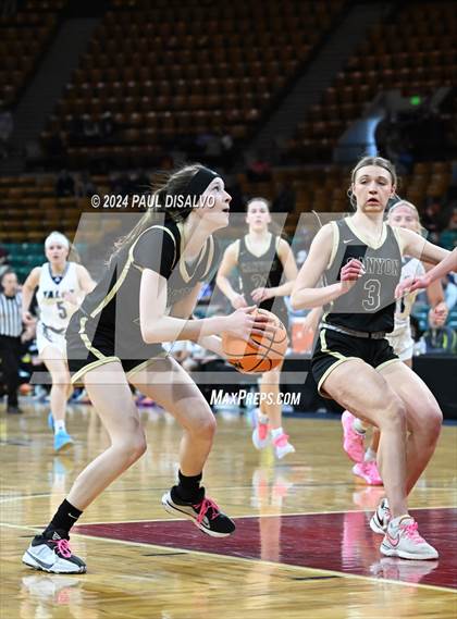 Thumbnail 3 in Rock Canyon vs. Valor Christian (CHSAA 6A Great 8) photogallery.