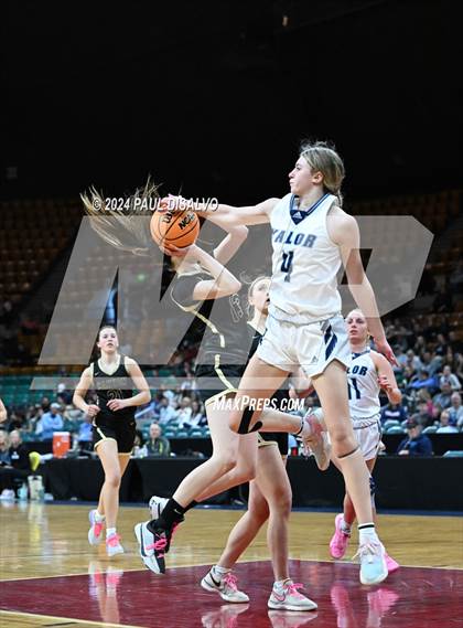 Thumbnail 2 in Rock Canyon vs. Valor Christian (CHSAA 6A Great 8) photogallery.