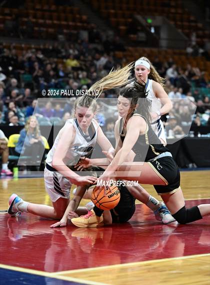 Thumbnail 3 in Rock Canyon vs. Valor Christian (CHSAA 6A Great 8) photogallery.
