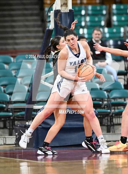 Thumbnail 1 in Rock Canyon vs. Valor Christian (CHSAA 6A Great 8) photogallery.