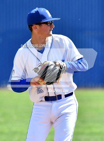 Thumbnail 2 in Norco vs. Crescenta Valley (CIF SS DIV 2 Semi Final) photogallery.