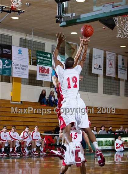 Thumbnail 2 in Burroughs vs. San Marcos (Santa Barbara Holiday Classic) photogallery.