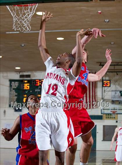 Thumbnail 3 in Burroughs vs. San Marcos (Santa Barbara Holiday Classic) photogallery.