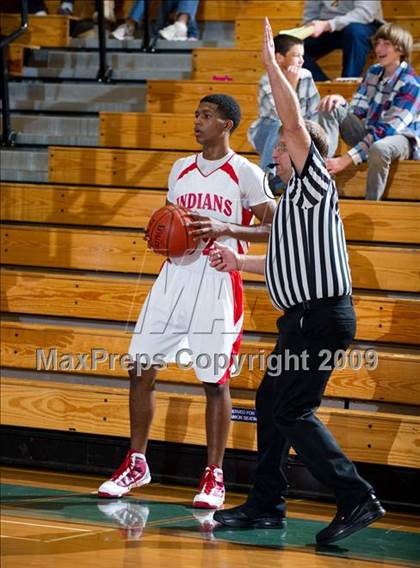 Thumbnail 2 in Burroughs vs. San Marcos (Santa Barbara Holiday Classic) photogallery.