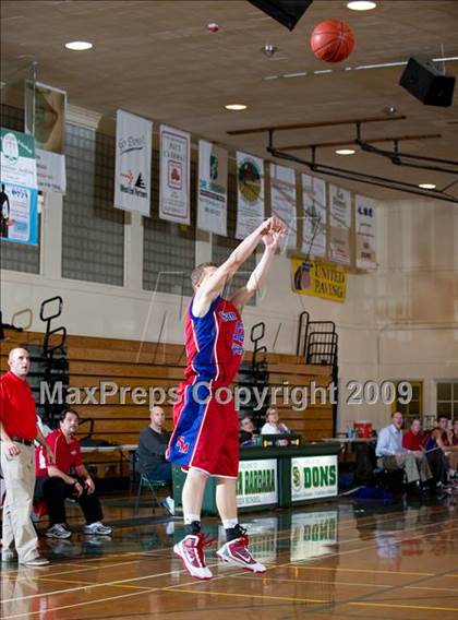 Thumbnail 2 in Burroughs vs. San Marcos (Santa Barbara Holiday Classic) photogallery.