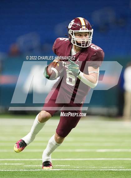 Thumbnail 1 in Harlingen vs Dripping Springs (UIL 6A Division II Regional Semifinals) photogallery.