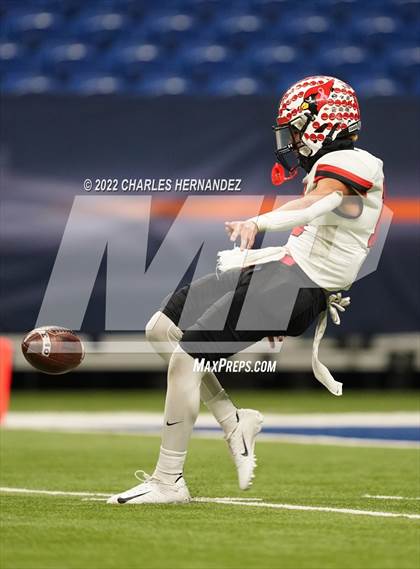 Thumbnail 2 in Harlingen vs Dripping Springs (UIL 6A Division II Regional Semifinals) photogallery.