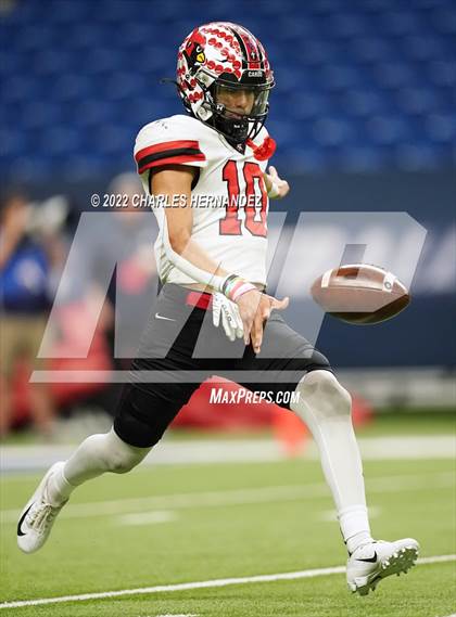 Thumbnail 3 in Harlingen vs Dripping Springs (UIL 6A Division II Regional Semifinals) photogallery.