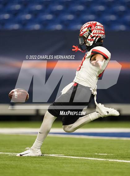 Thumbnail 1 in Harlingen vs Dripping Springs (UIL 6A Division II Regional Semifinals) photogallery.
