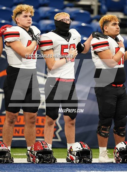 Thumbnail 1 in Harlingen vs Dripping Springs (UIL 6A Division II Regional Semifinals) photogallery.