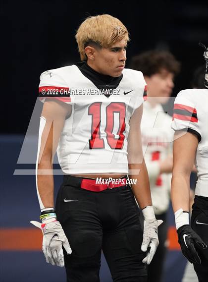Thumbnail 3 in Harlingen vs Dripping Springs (UIL 6A Division II Regional Semifinals) photogallery.
