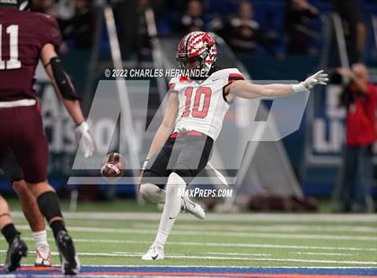 Thumbnail 3 in Harlingen vs Dripping Springs (UIL 6A Division II Regional Semifinals) photogallery.