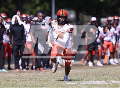 Thumbnail 1 in Churchland @ Norview photogallery.