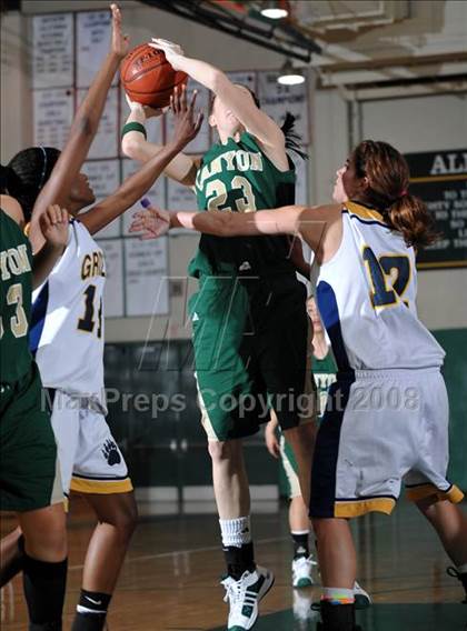 Thumbnail 3 in Canyon vs. Los Osos (Ladycat Classic) photogallery.