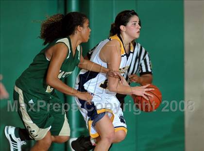 Thumbnail 1 in Canyon vs. Los Osos (Ladycat Classic) photogallery.